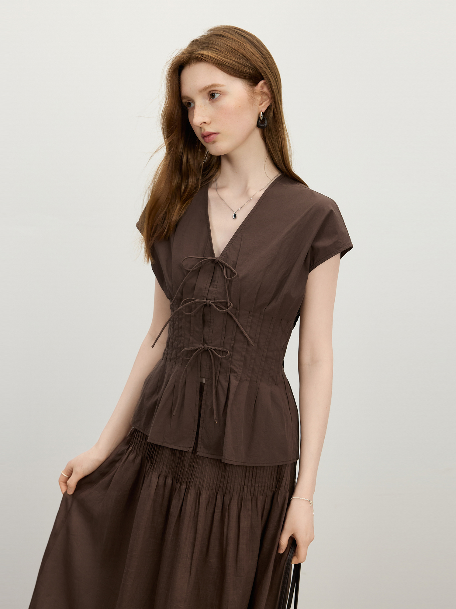 FSLE 2025 Summer Women's Moder - Sewing V ulasan dan harga