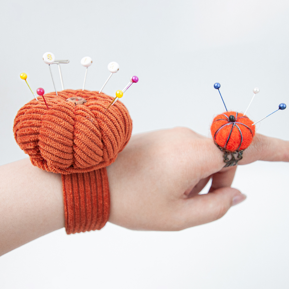 Pumpkins Wrist Pin Cushion Set - Sewing Pin Cushion ulasan dan harga